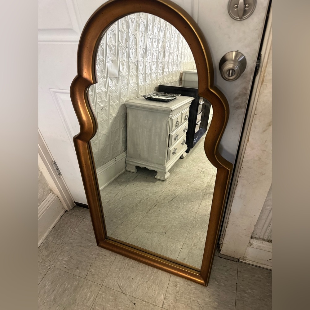 Morrish Giltwood Arched Mirror attributed to La Barge